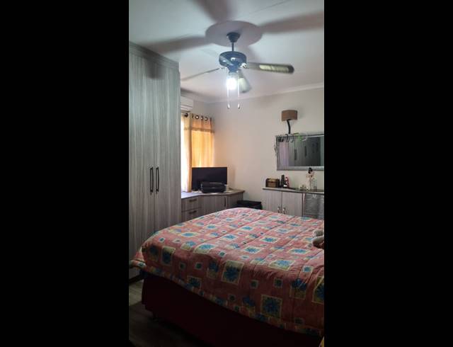 3 BEDROOM APARTMENT FOR SALE IN NEWCASTLE CENTRAL